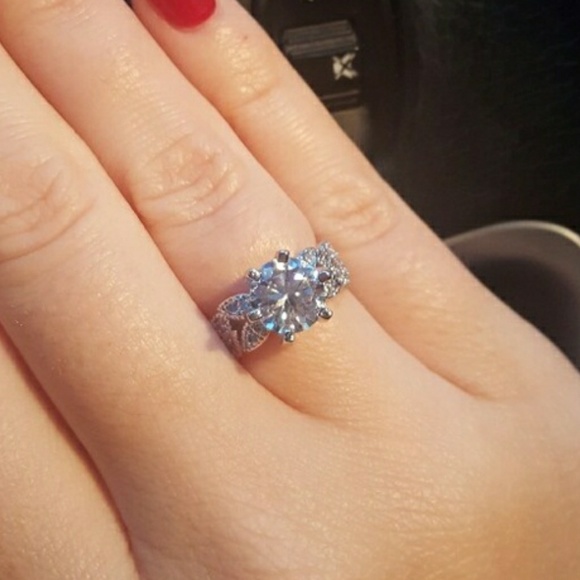 Jewelry - 1.5 CT Woman's Wedding Ring